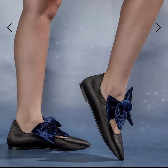 HEAVIER HEART VELVET BOW BALLET FLATS - Picture 5 of 5